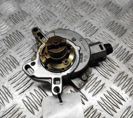 Ford Fiesta Vacuum pump BM5G2A451EC