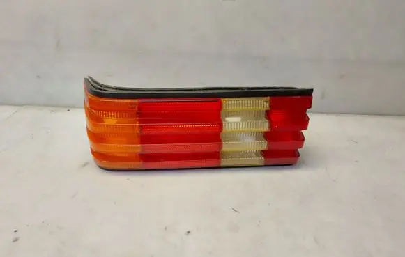 Mercedes-Benz S W126 Rear/tail lights 0053316R38
