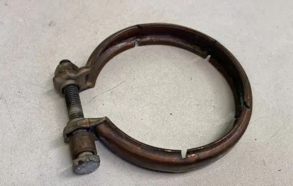 BMW X5 E70 Muffler pipe connector clamp 6HU930