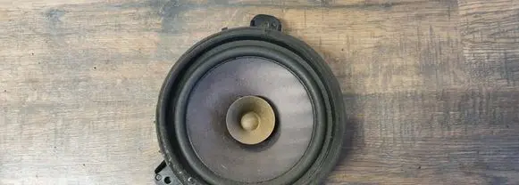 Mitsubishi Grandis Front door high frequency speaker MR986442