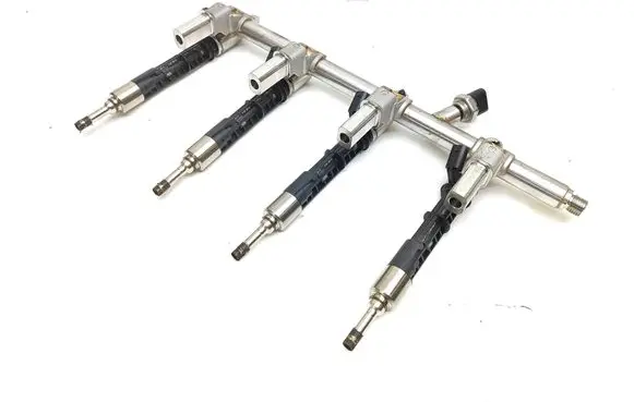 Alfa Romeo Stelvio Fuel injectors set 04893628AC 50052930 0261555227