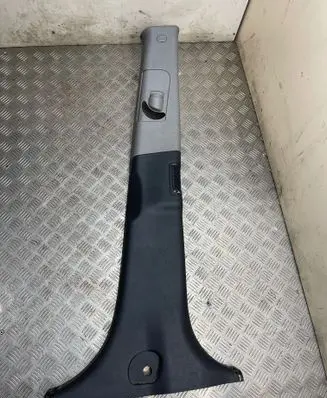 Hyundai Santa Fe (B) pillar trim (bottom) 858452B000