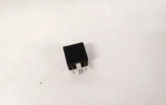 Ford Focus Other relay 5m5t14b192ca v23136-b1-x66