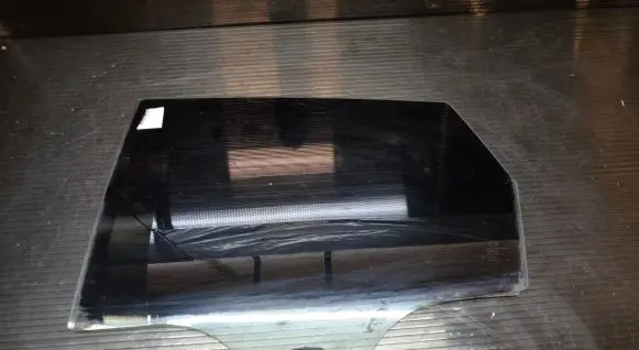 KIA Ceed Rear door window glass