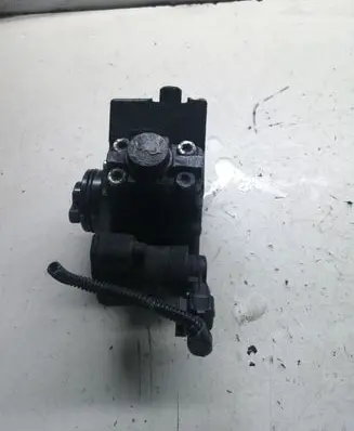 Opel Meriva B Fuel injection high pressure pump 8957934 0445010247 55575157