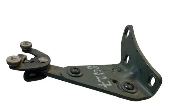 Volkswagen Transporter - Caravelle T5 Sliding door lower roller guide/hinge 7H0843397