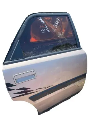 Mazda 323 F Rear door