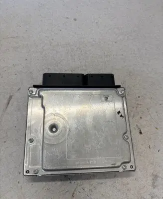 Mercedes-Benz C W204 Engine control unit/module A6461509777 0281014661