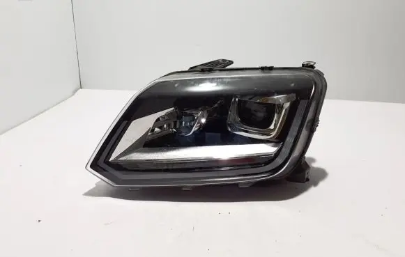 Volkswagen Amarok Headlight/headlamp 2H1941017A