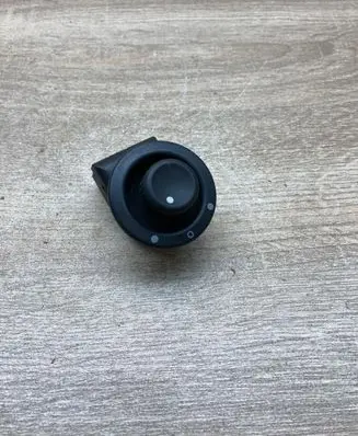 Renault Megane I Wing mirror switch 7700841240D 103515