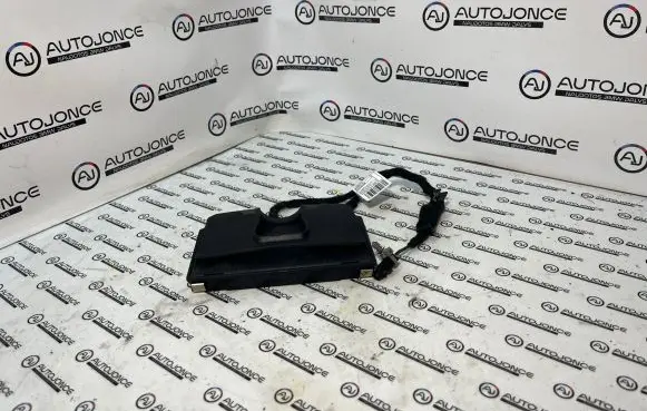 BMW 6 F12 F13 Wireless charging module 6832062
