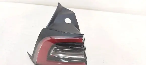 Tesla Model 3 Rear/tail lights