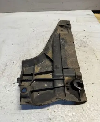 Engine splash shield/under tray
