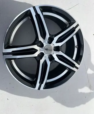 Nissan Qashqai R19 alloy rim 