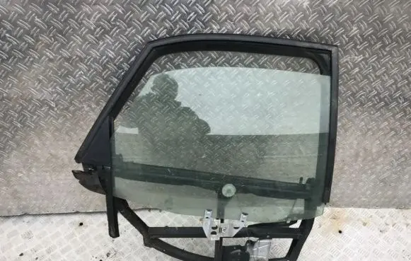 Audi A6 S6 C5 4B Rear door window/glass frame 
