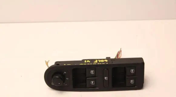 Volkswagen Golf VI Window control relay 