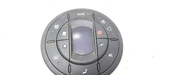 Renault Espace - Grand espace IV Climate control unit 21004241A 8200367333 4241416410016