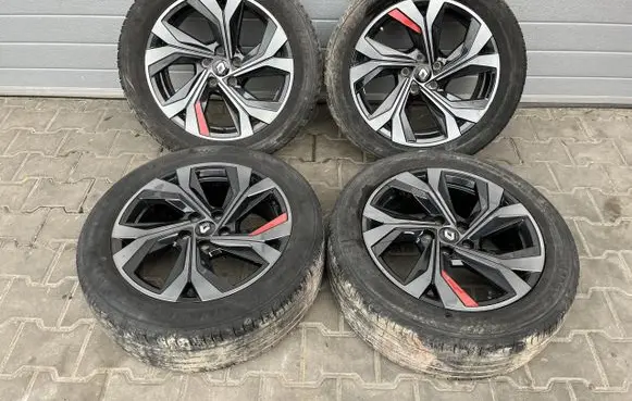 Renault Arkana R18 alloy rim 403009719R