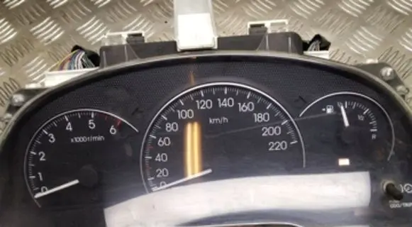 Toyota Avensis Verso Speedometer (instrument cluster) 1575104661 8380044530