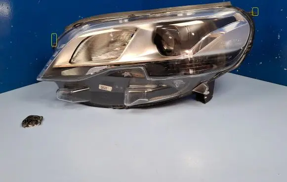 Peugeot Expert Headlight/headlamp 9808573580 980857358000