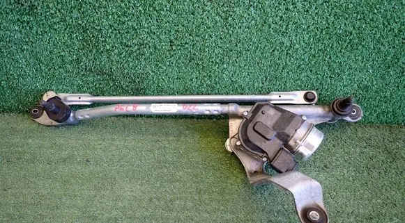 Audi A6 S6 C8 4K Front wiper linkage and motor 4K1955023B