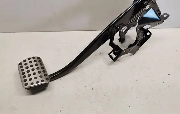 Mercedes-Benz Vito Viano W447 Brake pedal A4472901301