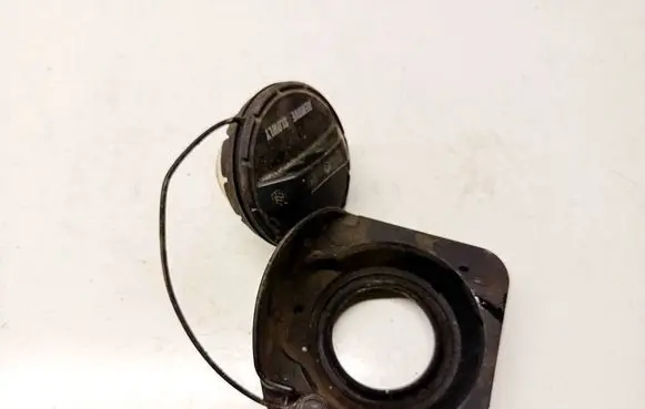Honda Accord Fuel tank filler cap 