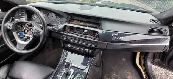 BMW 5 F10 F11 Dashboard 