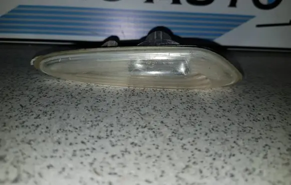 BMW 3 E46 Front fender indicator light 6911372