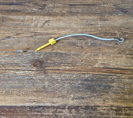 BMW 5 E39 Front door cable line 8215617