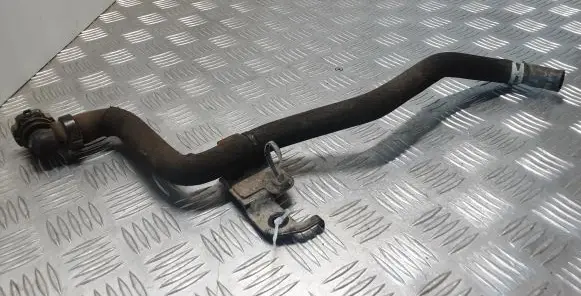Nissan Navara D23 Engine coolant pipe/hose