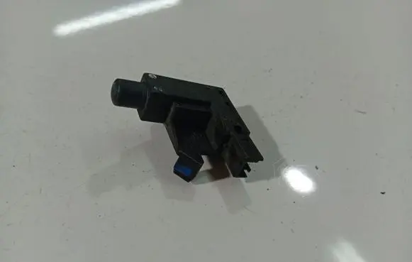 Audi A3 S3 8P Sensor 1J0947561