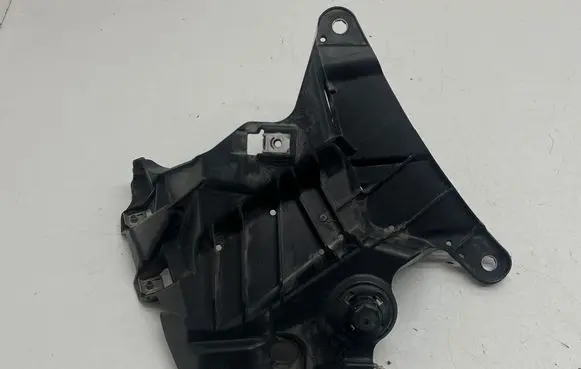 BMW X5 F15 Fender mounting bracket 7294544 51657294544 10503410