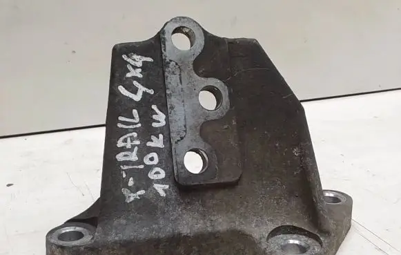 Nissan X-Trail T30 other engine part