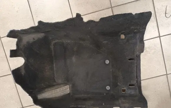 Volvo V40 Front floor carpet liner 25615020 30733968 A050412
