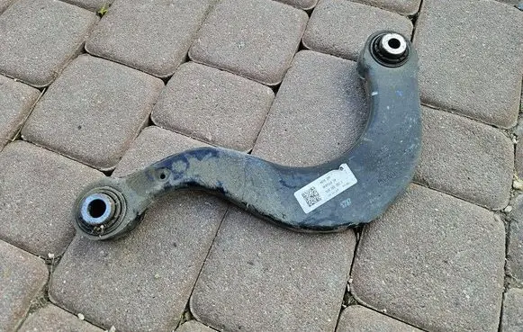 Volkswagen Golf VII Rear control arm 5Q0505323C