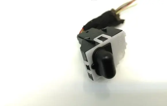 Audi A6 S6 C5 4B Sun solar sensor 4D0907539