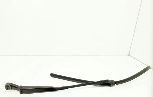 Mercedes-Benz S W220 Front wiper blade arm A2208201744
