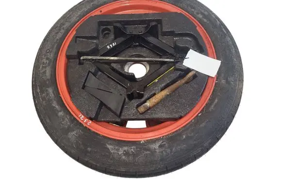 Jaguar XF X250 R18 spare wheel 6G921A479AA 30671448 2R831007RA