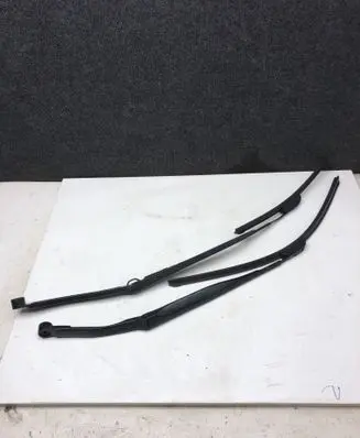 Nissan Murano Z51 Front wiper blade arm