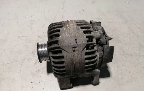 Opel Zafira A Generator/alternator 13108596 0124525030