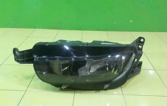 Citroen C4 Grand Picasso Headlight/headlamp 9802041580