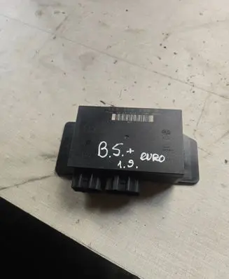 Volkswagen PASSAT B5.5 Comfort/convenience module 1C0959799B 5DK00821400
