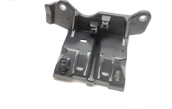 Peugeot 3008 II Other engine bay part 9814736280