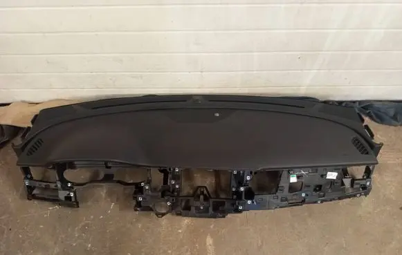 KIA Niro Dashboard 84720G5100 D10K