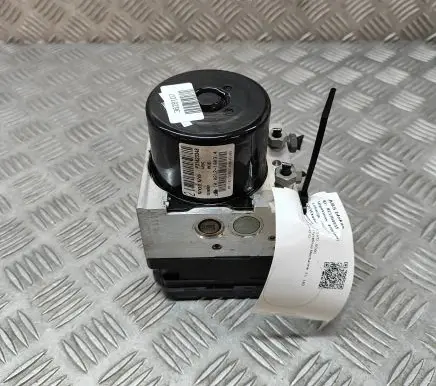 Volvo XC60 ABS Pump 31423348