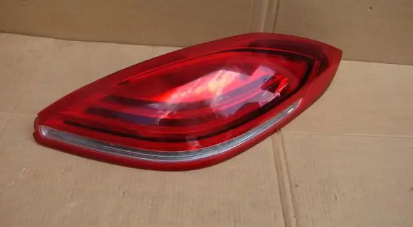 Rear/tail lights