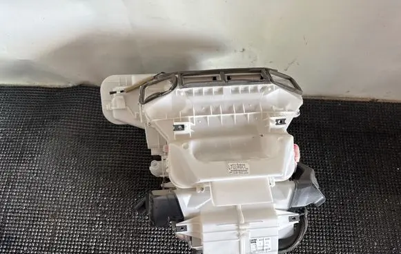 Nissan X-Trail T32 Interior heater climate box assembly 272104BA6A 272104BA6A2 1707122013Q