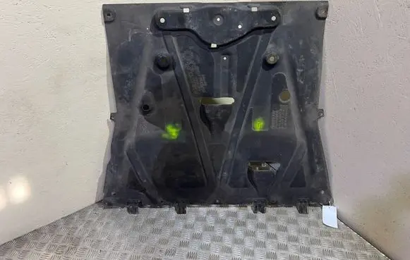 Nissan Juke II F16 Engine splash shield/under tray 758904300R