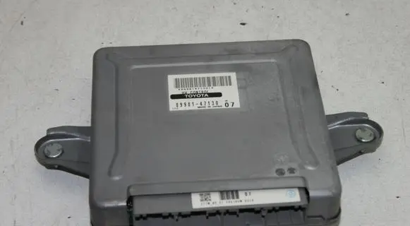 Toyota Prius (XW20) Engine control unit/module 8998147130